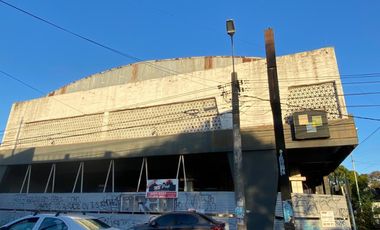 Excelente propiedad en venta. Fracción de 600 mts2 con una construcción total de 1.420 mts2