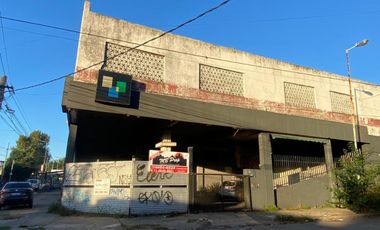 Excelente propiedad en venta. Fracción de 600 mts2 con una construcción total de 1.420 mts2