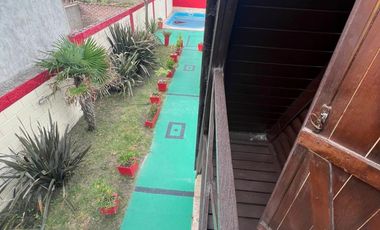 Complejo de 4 Cabañas con Pileta