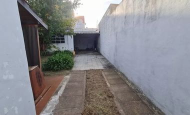 Oportunidad, Casa 3 Ambientes Y Galpón Al Fondo