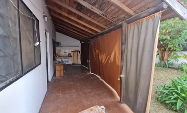 Oportunidad, Casa 3 Ambientes Y Galpón Al Fondo