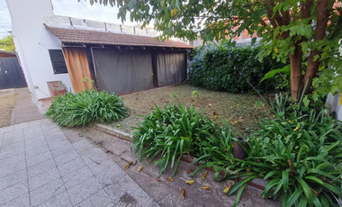 Oportunidad, Casa 3 Ambientes Y Galpón Al Fondo