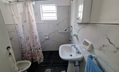 Oportunidad, Casa 3 Ambientes Y Galpón Al Fondo