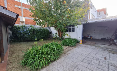 Oportunidad, Casa 3 Ambientes Y Galpón Al Fondo