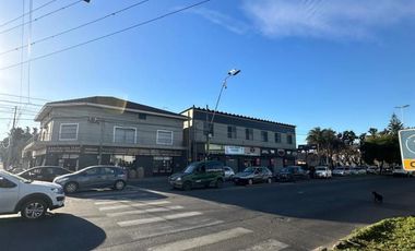 Complejo comercial en bloque a la venta en Malvinas Argentinas