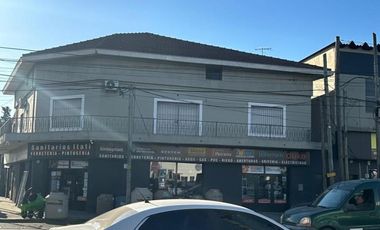 Complejo comercial en bloque a la venta en Malvinas Argentinas