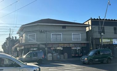 Complejo comercial en bloque a la venta en Malvinas Argentinas