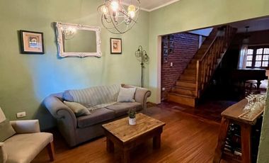 CHALET DE 5 AMB CON PISCINA EN ADROGUE