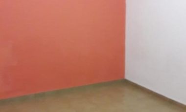 Casa de 4 ambientes en Ballester.