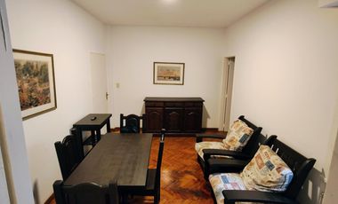 ALQUILER en Esmeralda al 800  Retiro 2 Ambientes + Cochera.