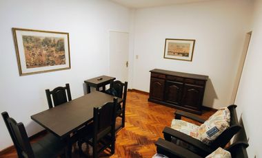 ALQUILER en Esmeralda al 800  Retiro 2 Ambientes + Cochera.