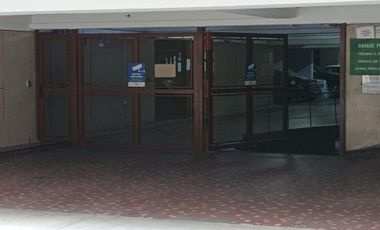ALQUILER en Esmeralda al 800  Retiro 2 Ambientes + Cochera.