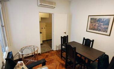 ALQUILER en Esmeralda al 800  Retiro 2 Ambientes + Cochera.