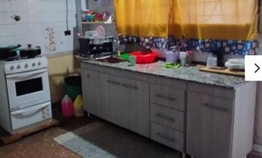 VENTA Casa sobre Pinto muy linda zona a metros de Av. Balbín