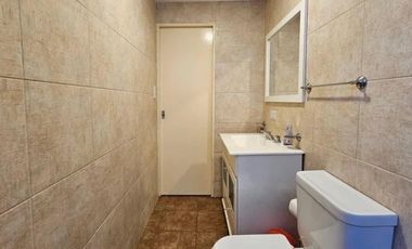 VENTA - MONOAMBIENTE EN PRIMER PRISO - CASTELAR