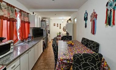 VENTA - MONOAMBIENTE EN PRIMER PRISO - CASTELAR