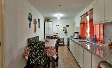 VENTA - MONOAMBIENTE EN PRIMER PRISO - CASTELAR