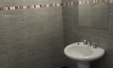 DOS AMBIENTES AMPLIO SOBRE AVENIDA LOS QUILMES