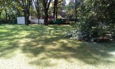 CASA QUINTA CON PISCINA.