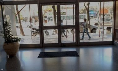 VENDO DEPTO 5 AMB CON COCHERA