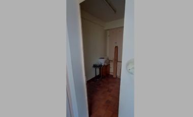 VENDO DEPTO 5 AMB CON COCHERA