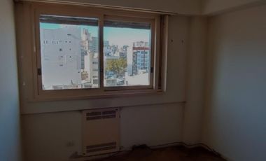 VENDO DEPTO 5 AMB CON COCHERA