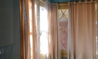 VENTA de casa bellísima cuadra Bo Balzaretti