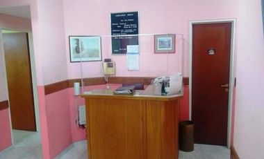 OFICINA Departamento de 4 ambientes en centro de San Justo.