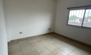 Departamento dos ambientes a la venta en José C Paz