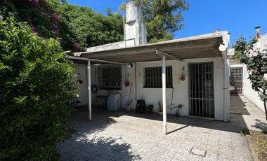 Casa de 2 AMBIENTES en venta