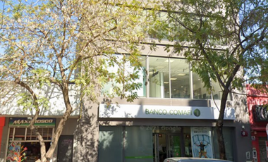 Excelente local  en Av. Perón en alquiler
