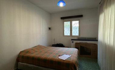 Casa tres ambientes a la venta en Bella Vista