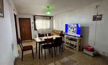 Casa tres ambientes a la venta en Bella Vista