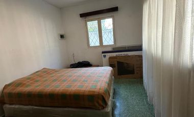 Casa tres ambientes a la venta en Bella Vista