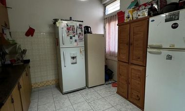 Casa tres ambientes a la venta en Bella Vista