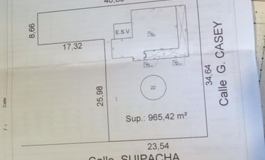 excelente esquina con vivienda antigua a refaccionar