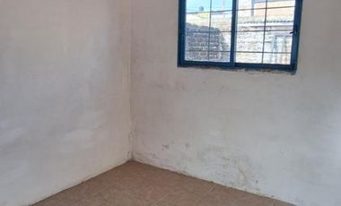 VENTA, oportunidad de inversion, DOS deptos, cochera, amplio espacio para seguir construyendo