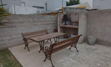 VENDO CASA A ESTRENAR CUATRO AMBIENTES EN MIRAMAR