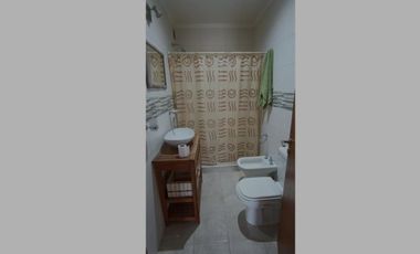 VENDO CASA A ESTRENAR CUATRO AMBIENTES EN MIRAMAR