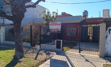 VENTA  Casa Americana Morón Sur