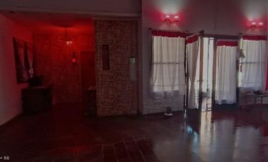 VENDO CASA PARA USO DE FAMILIA O COMERCIAL