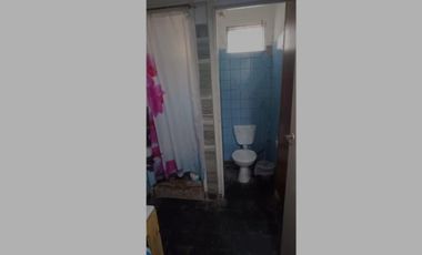 VENDO CASA PARA USO DE FAMILIA O COMERCIAL