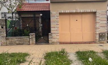 Casa en Remedios de Escalada.