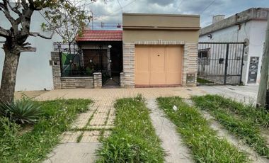 Casa en Remedios de Escalada.