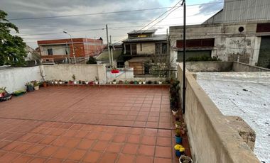 Casa en Remedios de Escalada.
