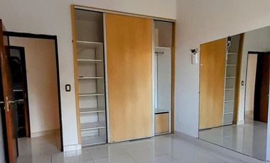 VENTA CHALET 4 AMBIENTES C/PARQUE QUINCHO MONTE GRANDE
