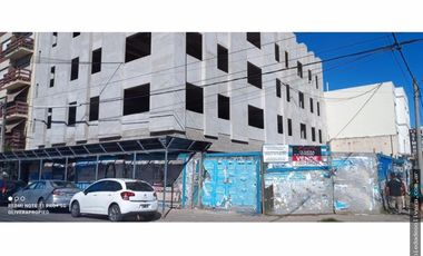 VENTA DE COCHERAS CUBIERTAS Y FIJAS A ESTRENAR