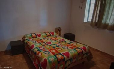 VENDO CASA 4 AMB CON TROTADORA PARA 2 AUTOS