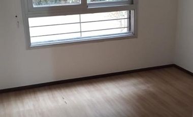 Alquiler Departamento 1 dormitorio  balcón z/Tribunales II en Observatorio.