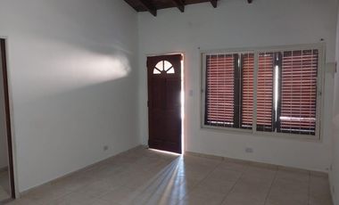 VENTA DEPTO 3 AMBIENTES CASTELAR